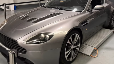 Aston Martin UK Dealership Apprenticeship programme